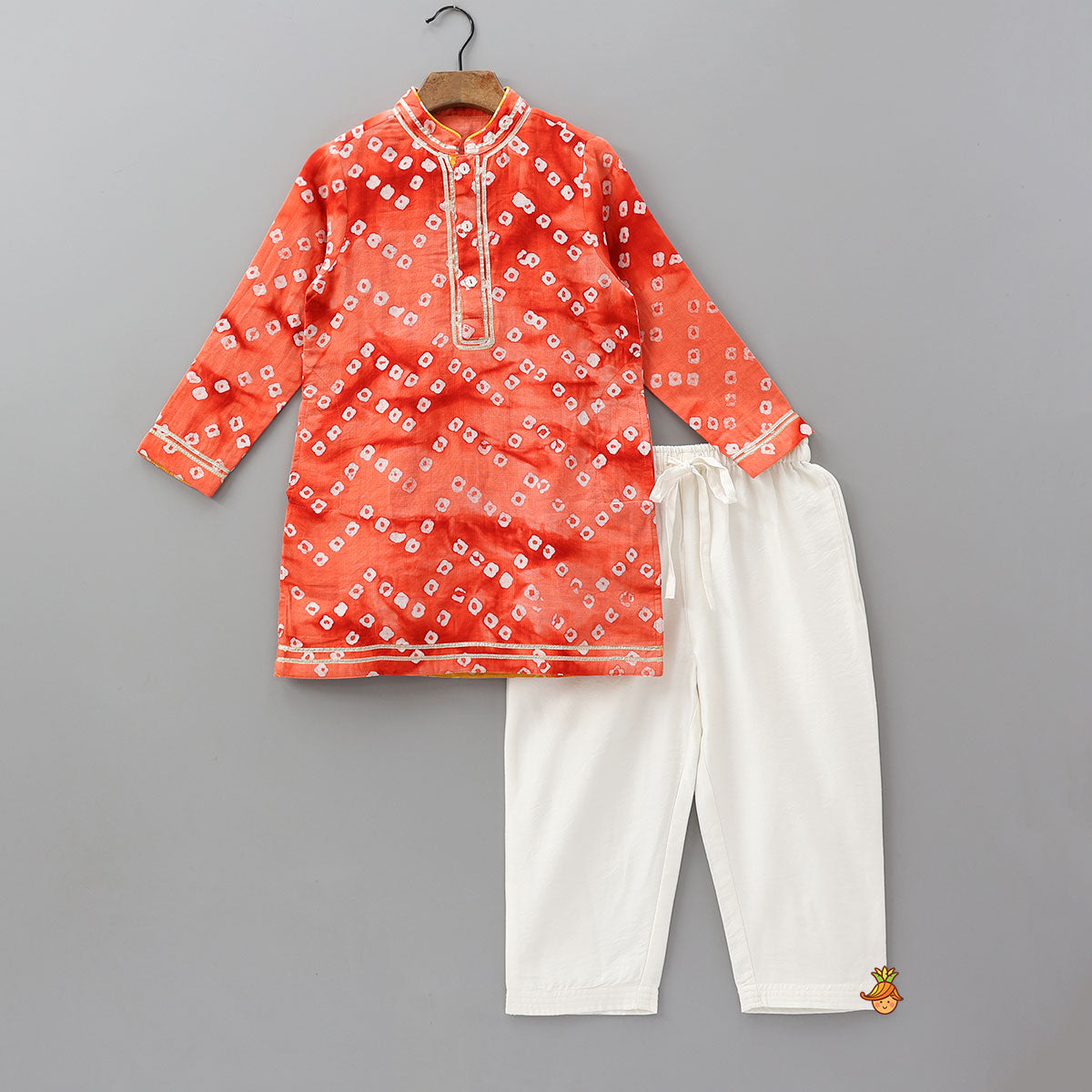 Pre Order: Festive Bandhani Printed Ethnic Kurta And Pyjama