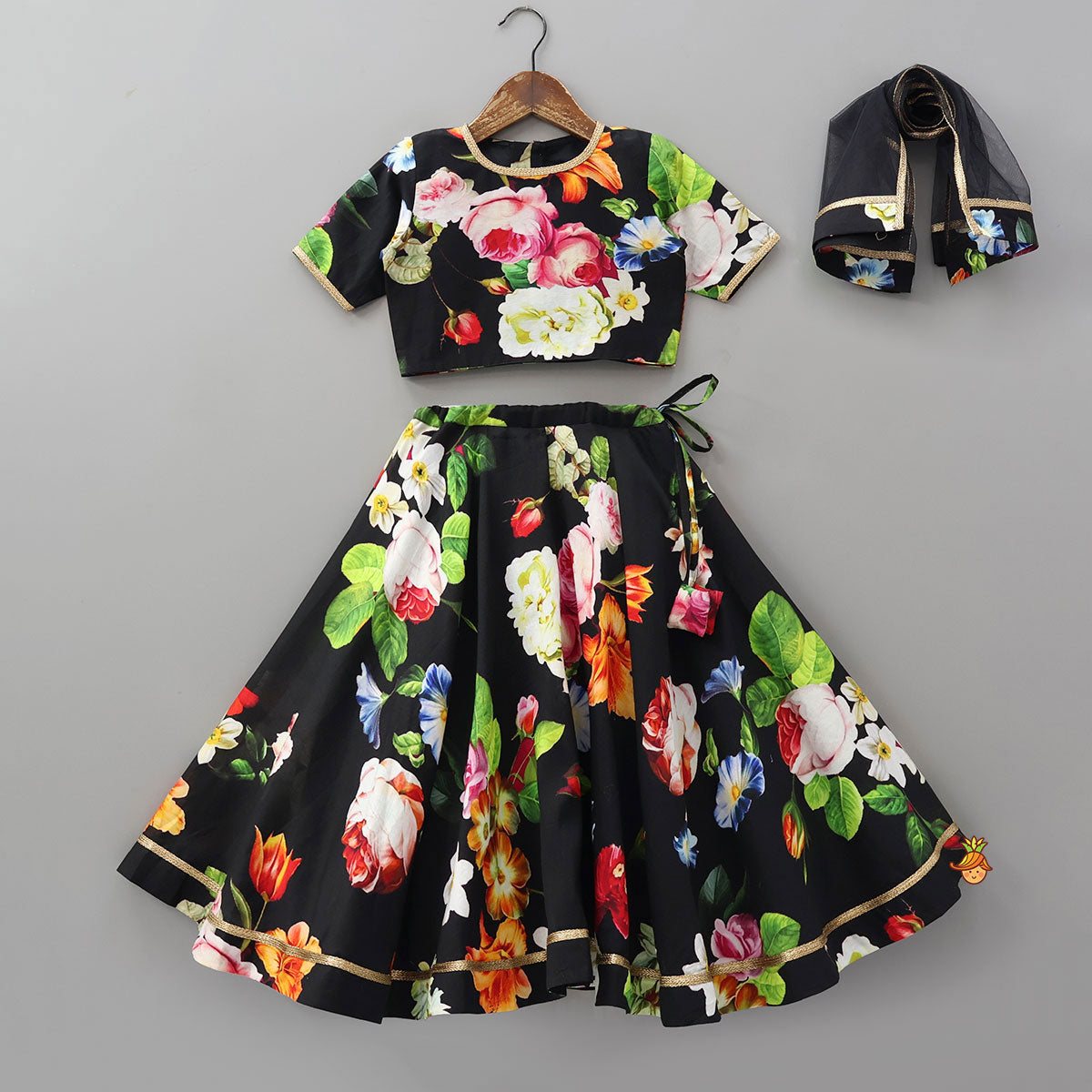 Pre Order: Elegant Floral Printed Top And Lehenga With Net Dupatta
