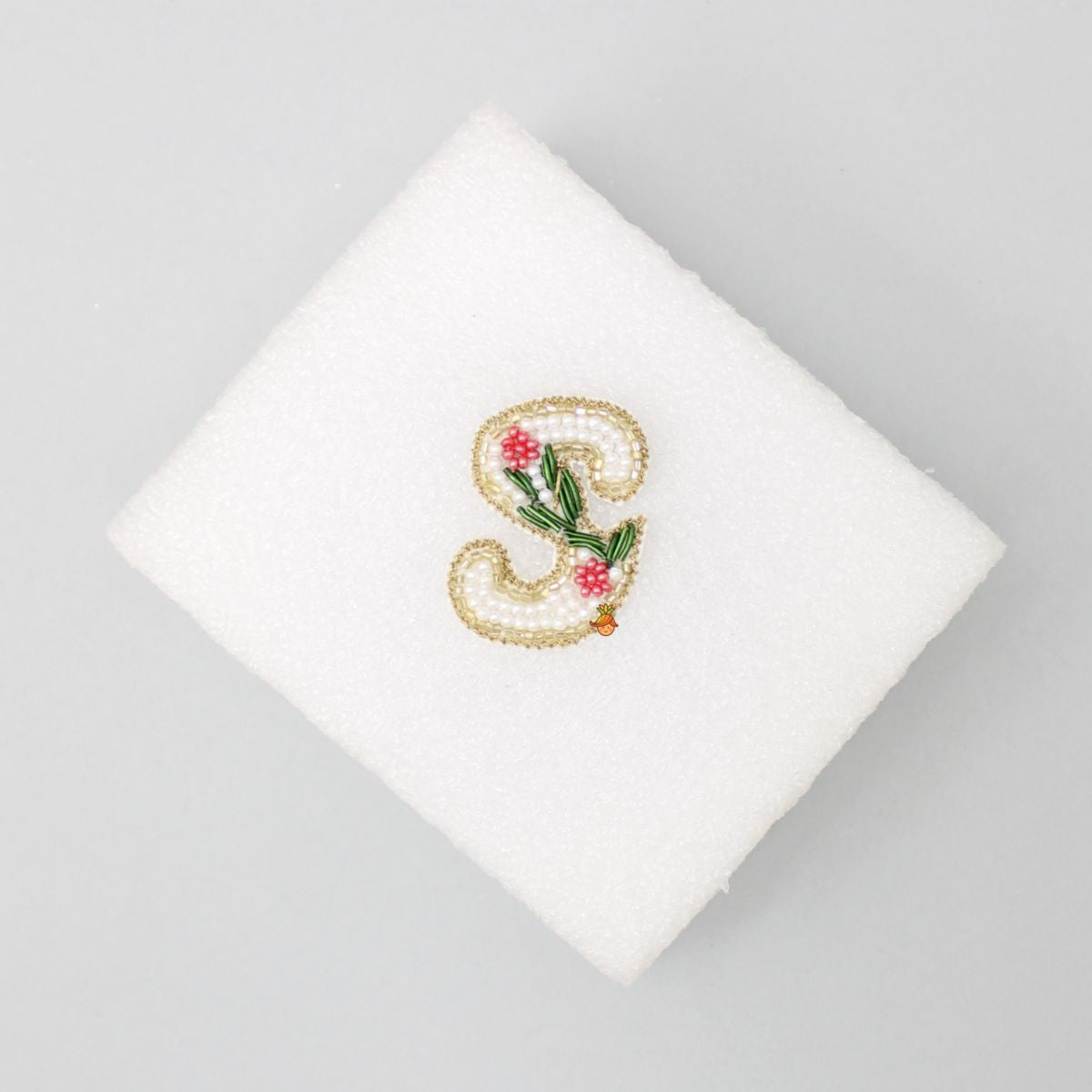 Cut Dana And Beads Embellished S Alphabet Hair Clip