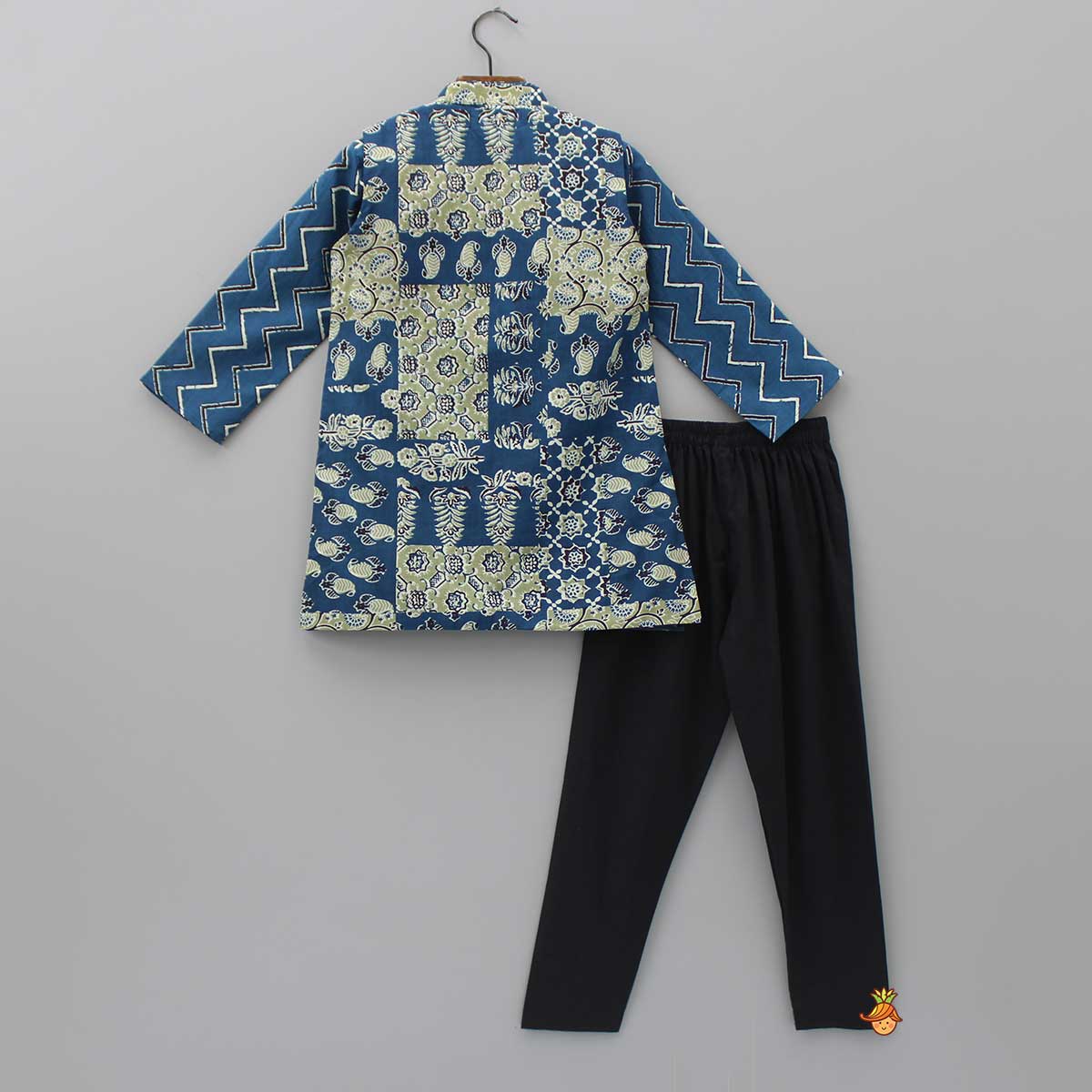 Chevron Blue Kurta With Printed Open Jacket And Black Churidar