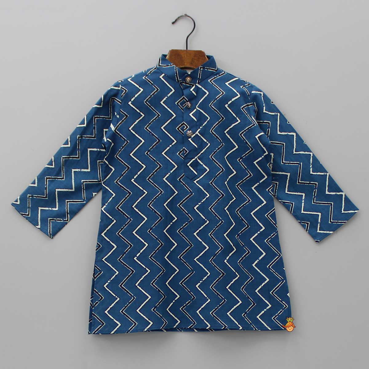 Chevron Blue Kurta With Printed Open Jacket And Black Churidar