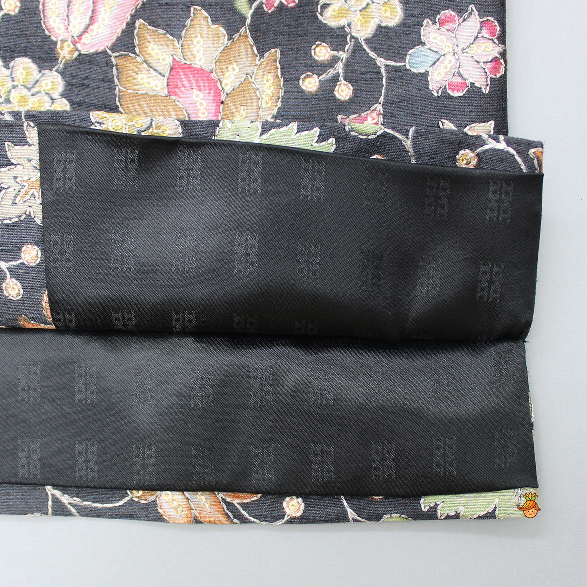 Short Kurta With Embroidered Black Jacket And Pyjama