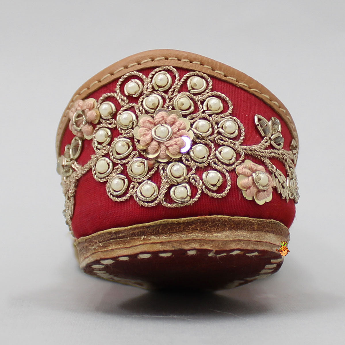 Pretty Pearl And Zardozi Embroidered Red Jutti