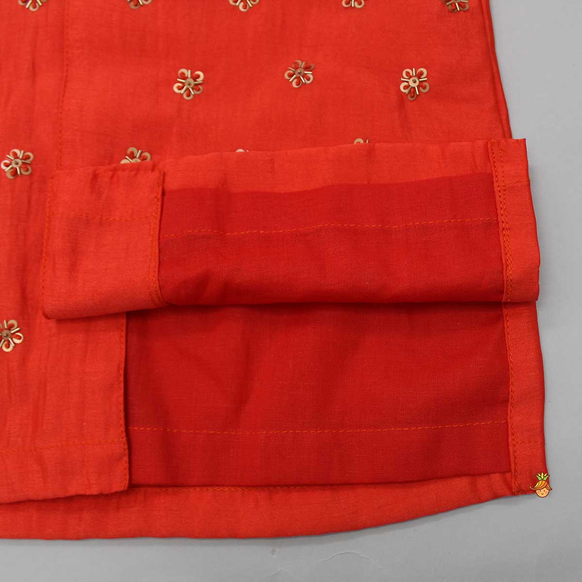 Pre Order: Floral Sequins Embellished Kurta With Bandhani Printed Dhoti