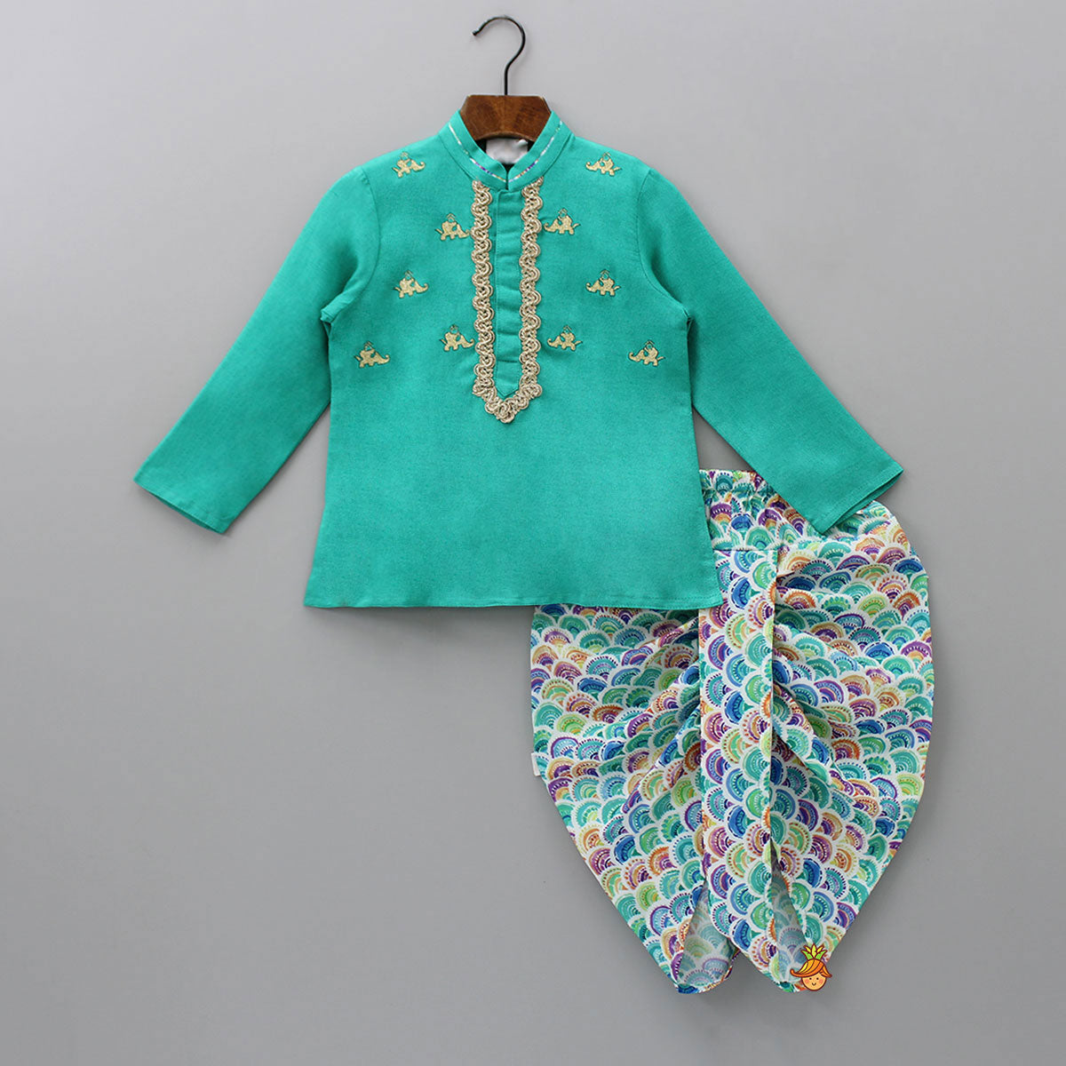 Pre Order: Zari Thread Embroidered Kurta With Colourful Dhoti And Mukut