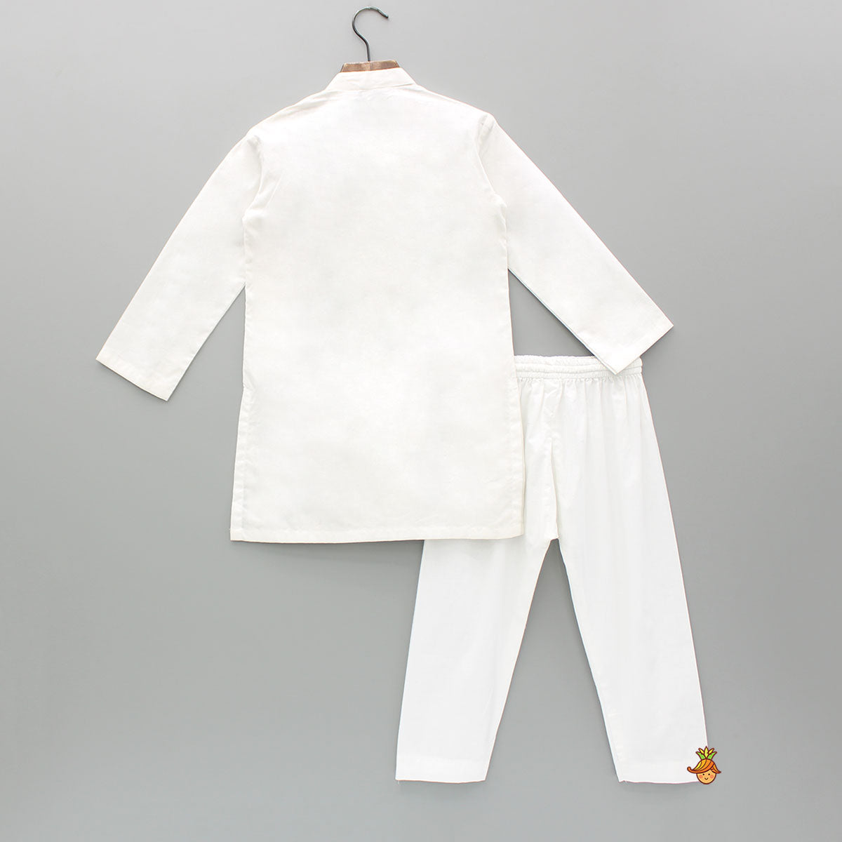 Pre Order: Gota Lace Work White Pin Tuck Kurta And Pyjama