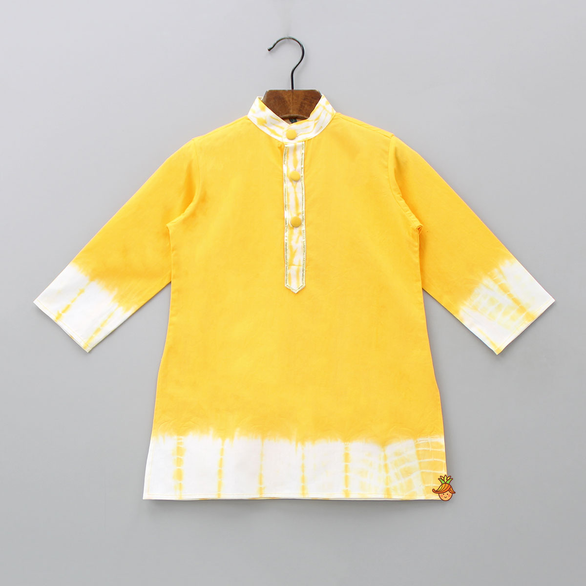 Shibori Printed Ethnic Kurta With Off White And Mustard Yellow Dhoti