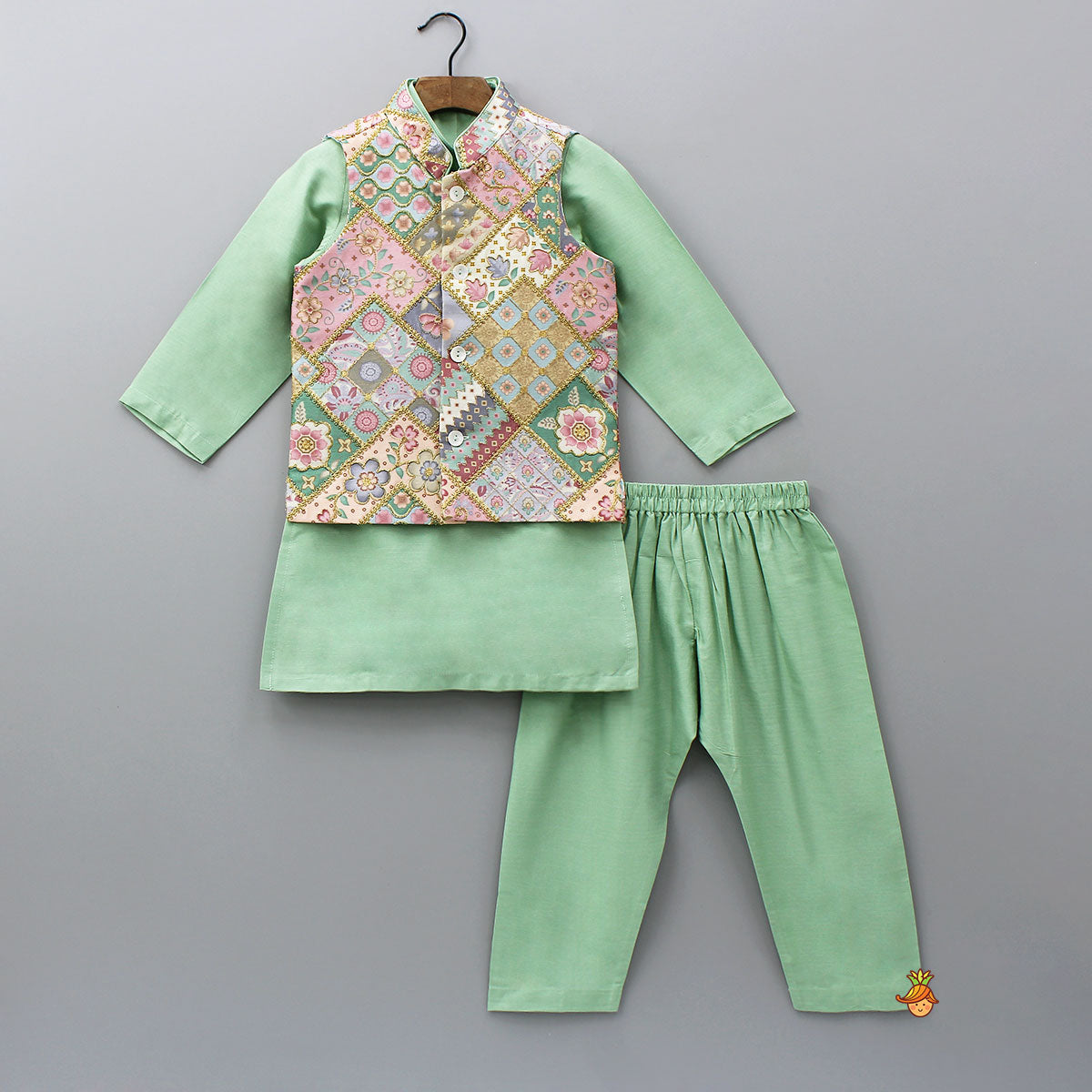 Pre Order: Green Kurta With Cotton Silk Embroidered Jacket And Pyjama
