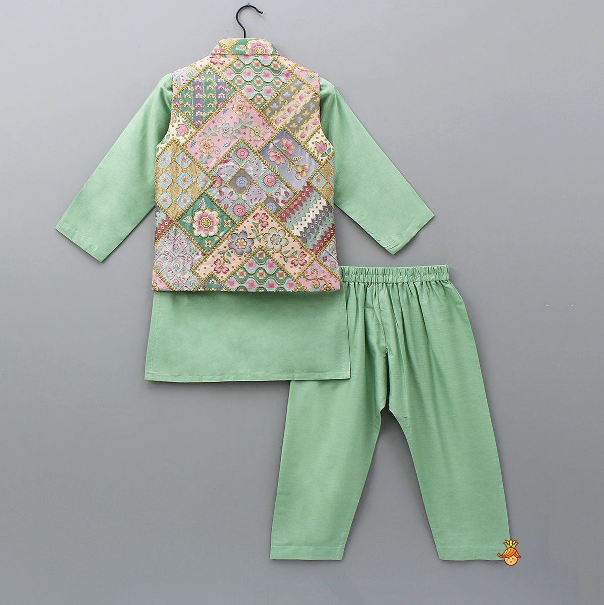 Pre Order: Green Kurta With Cotton Silk Embroidered Jacket And Pyjama