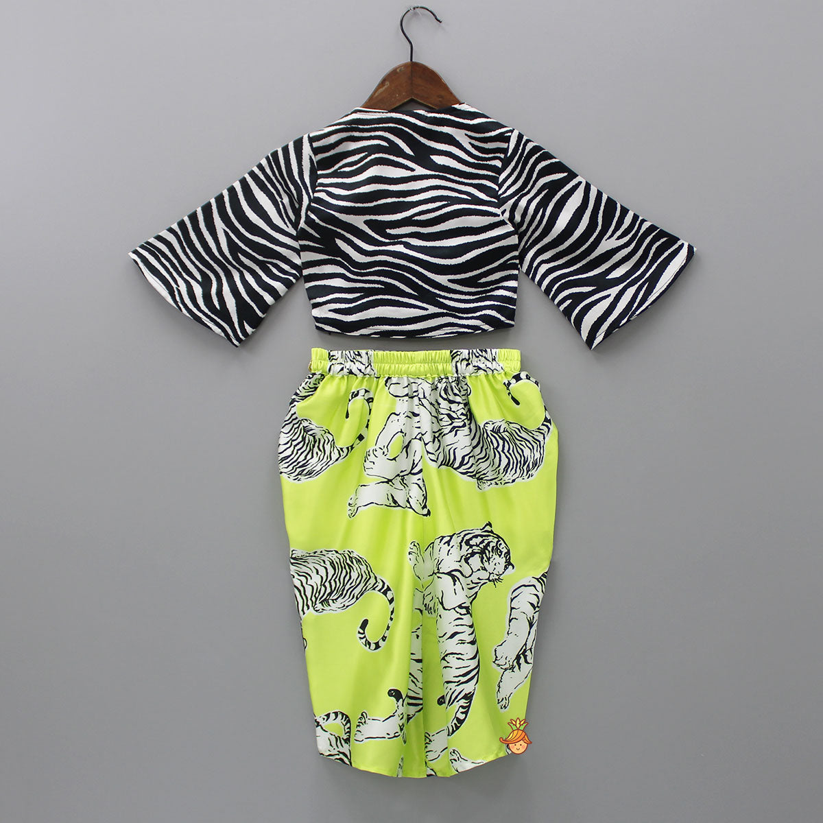 Pre Order: Smocked Back Black Crop Top With Flared Sleeves Jacket And Stylish Tiger Printed Skirt With Chain Hair Band