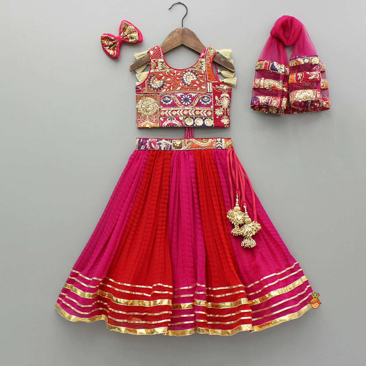 Pre Order: Beautiful Heavy Thread Embroidered Top With Dual Toned Lehenga And Dupatta With Hair Clip