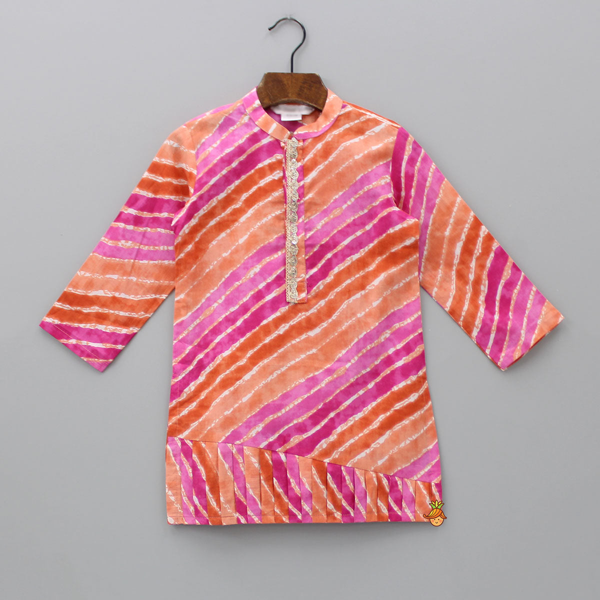 Multicolour Leheriya Printed Kurta With Pleated Hem And Pyjama