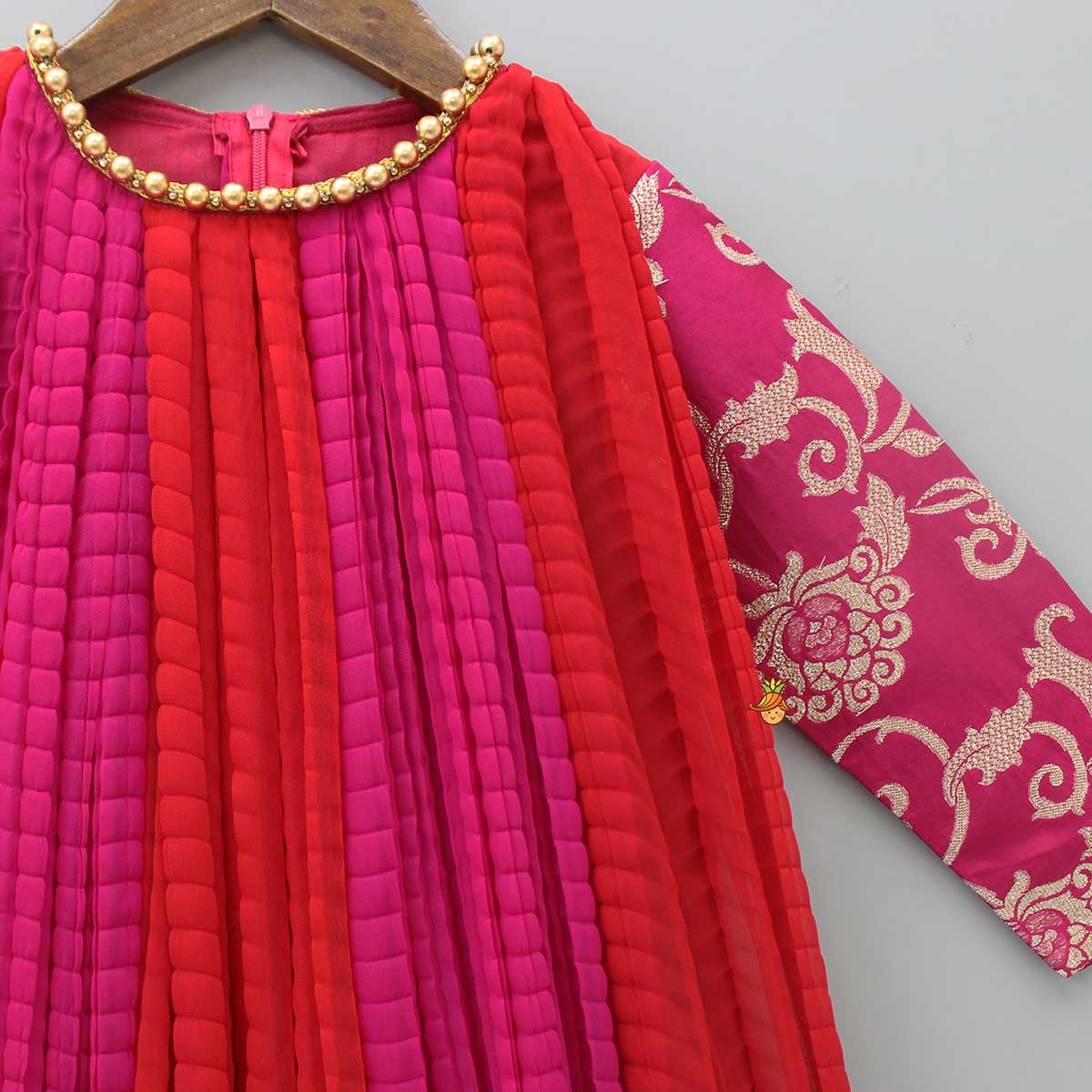 Pre Order: Dual Tone Embroidered Sleeves Kurti