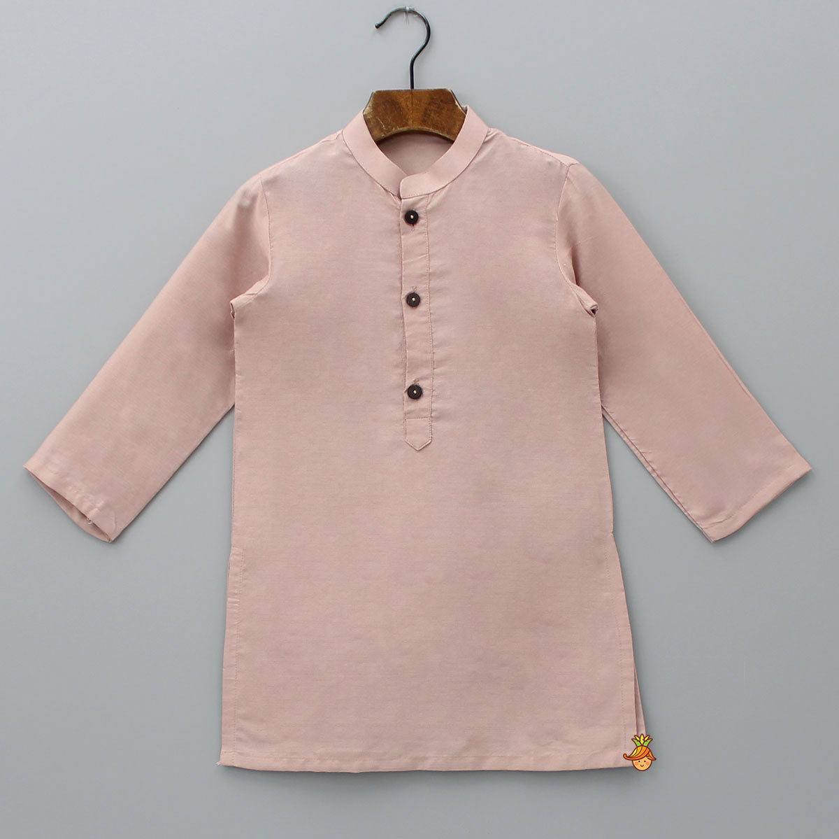 Pre Order: Peach Mandarin Collar Kurta With Pocket Detail Velvet Jacket And Pyjama