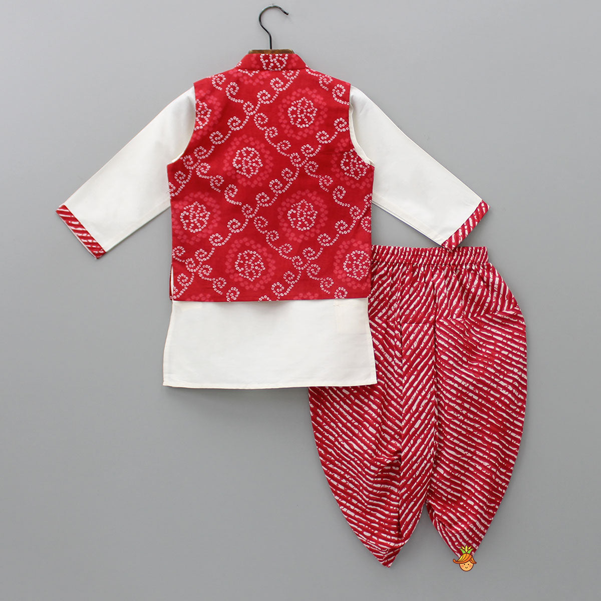 Pre Order: Kurta With Bandhani Printed Red Jacket And Leheriya Dhoti