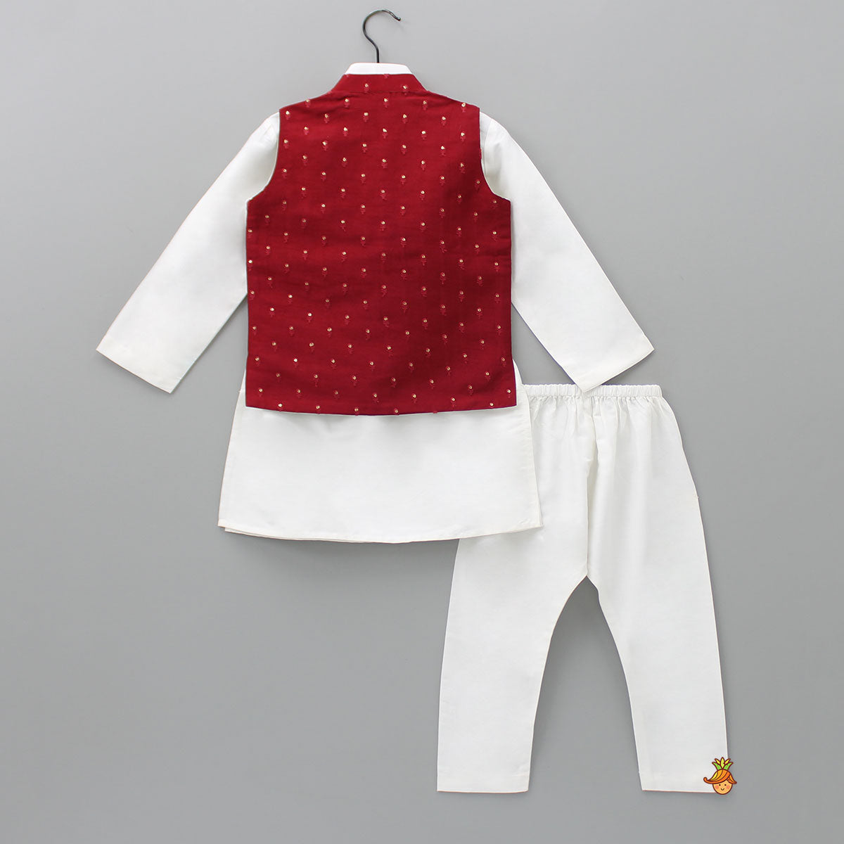 Pre Order: Ethnic Kurta With Booti Embroidered Red Jacket And Pyjama