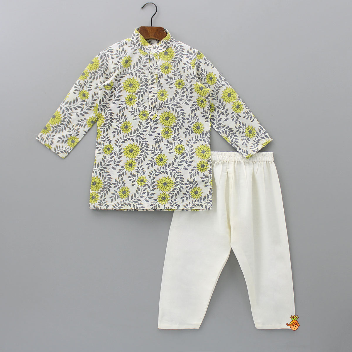 Pre Order: Multicolour Kurta With Pocket Detail Floral Jacket And Off White Pyjama