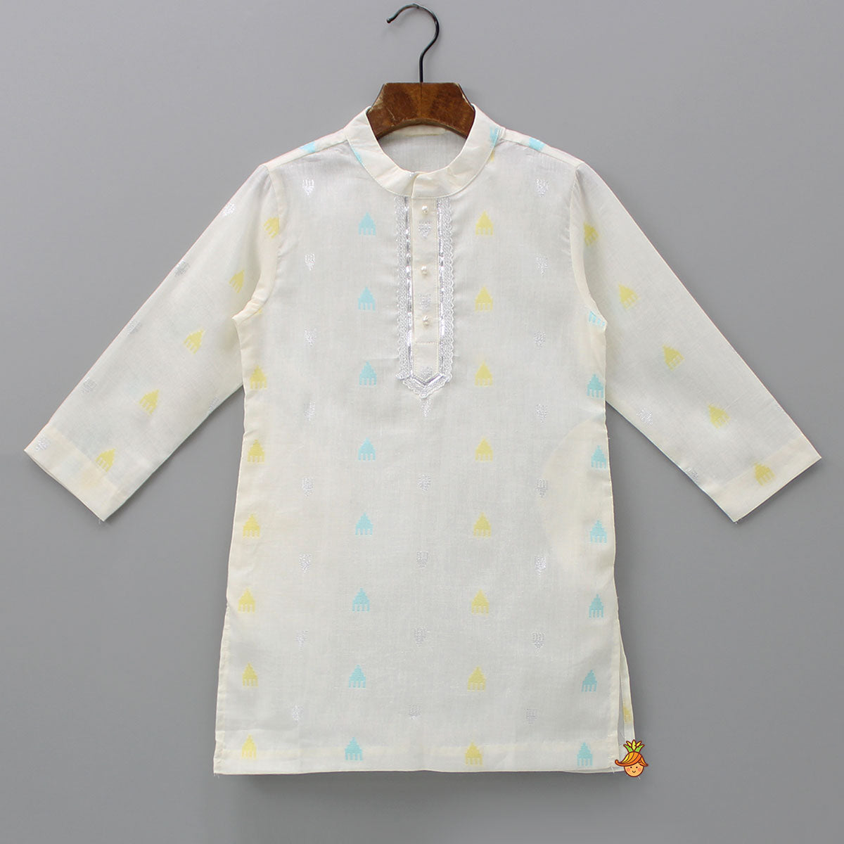 Pre Order: Ethnic Ivory Kurta And Pyjama With Floral Printed Jacket