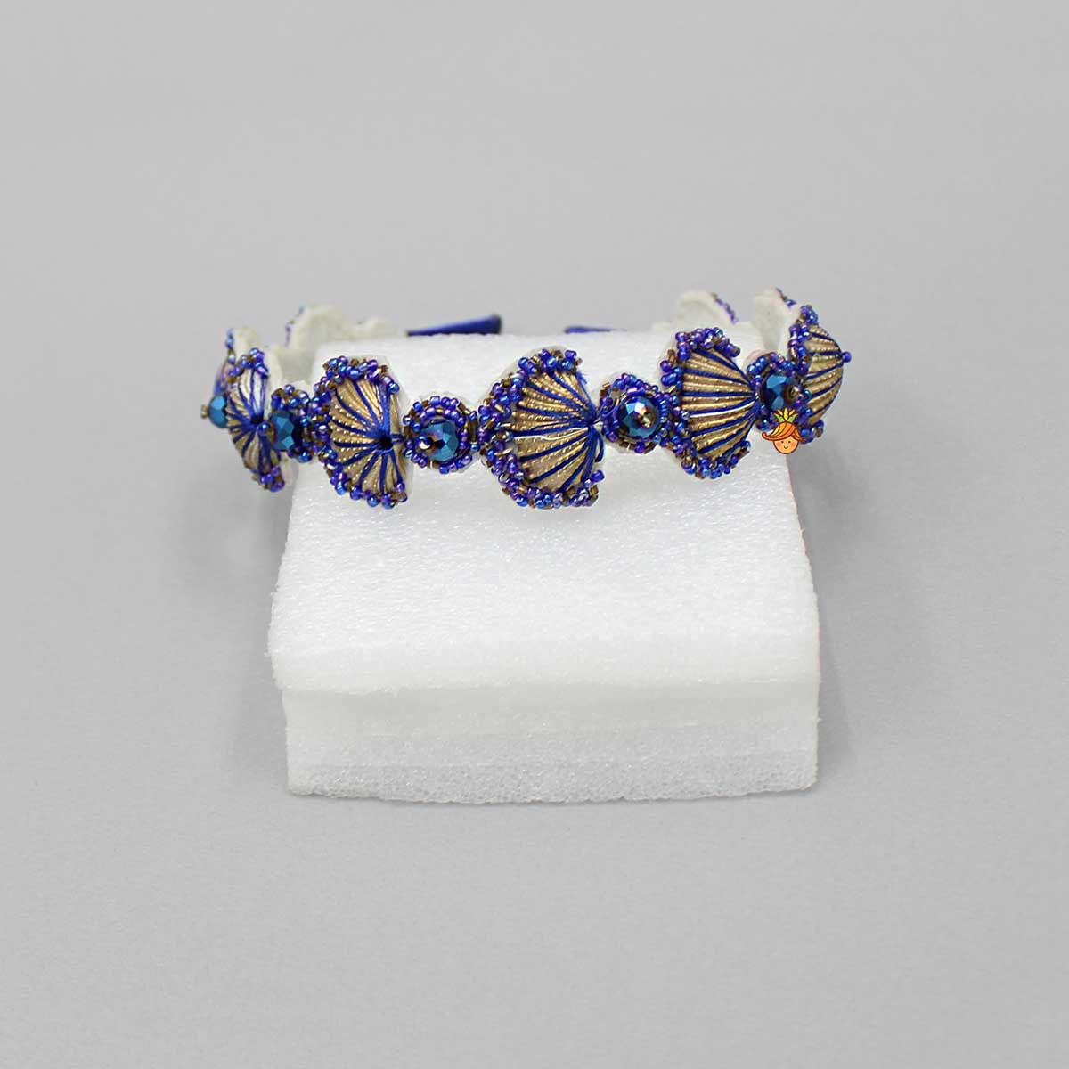 Embroidered Shell Blue Hair Band