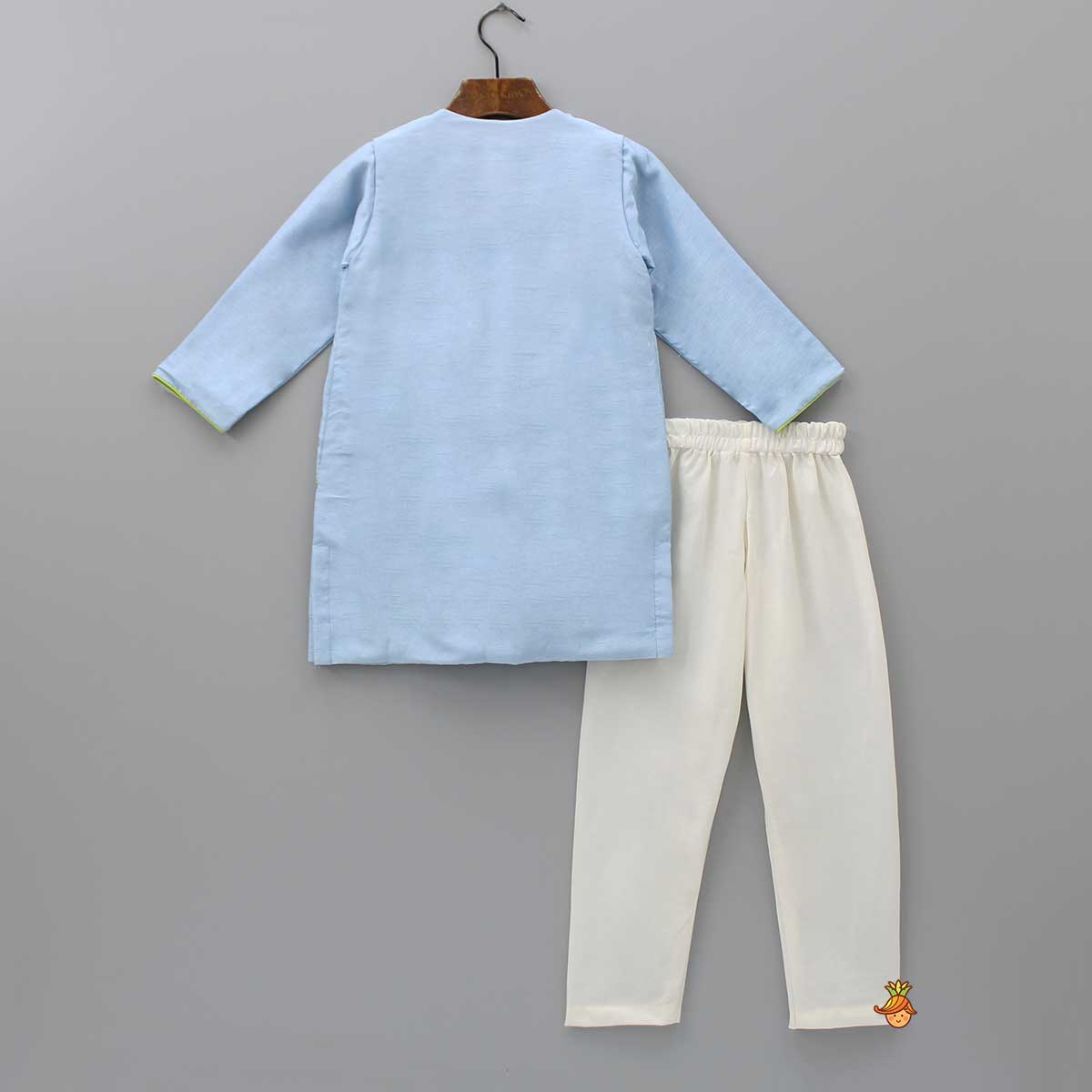 Pre Order: Blue Kurta  With One-Side Embroidered Flap And Churidar