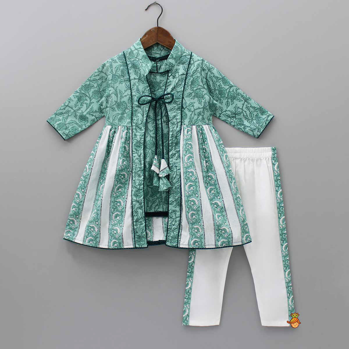 Printed Green Top With Tie Up Knot Jacket And Pant