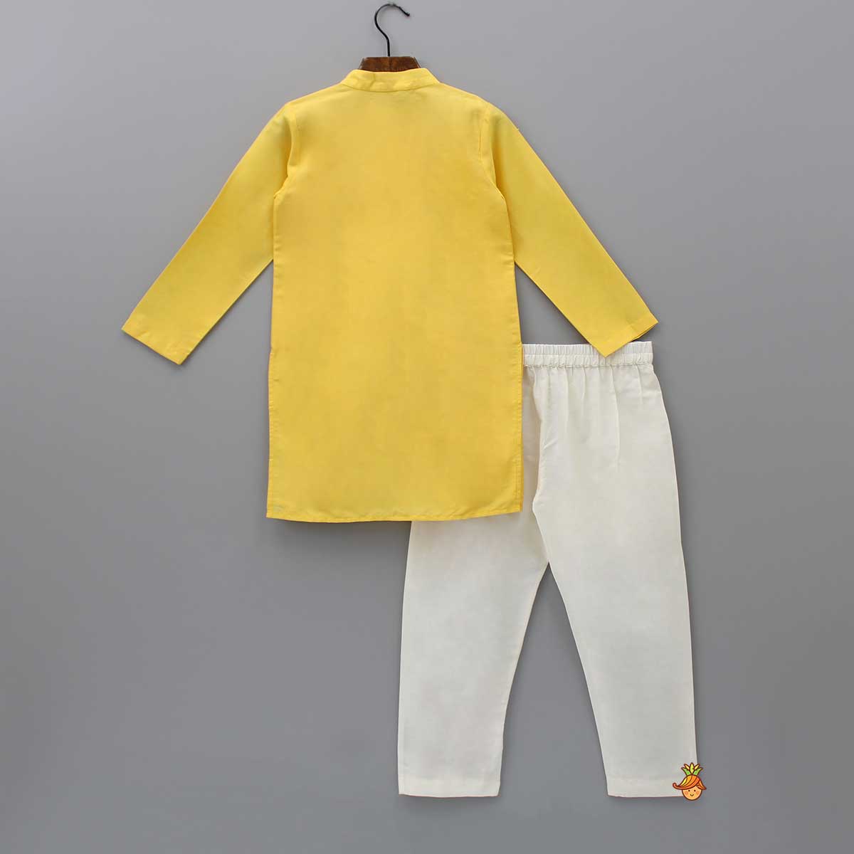 Pre Order: Ethnic Yellow Kurta And Off-White Pyjama