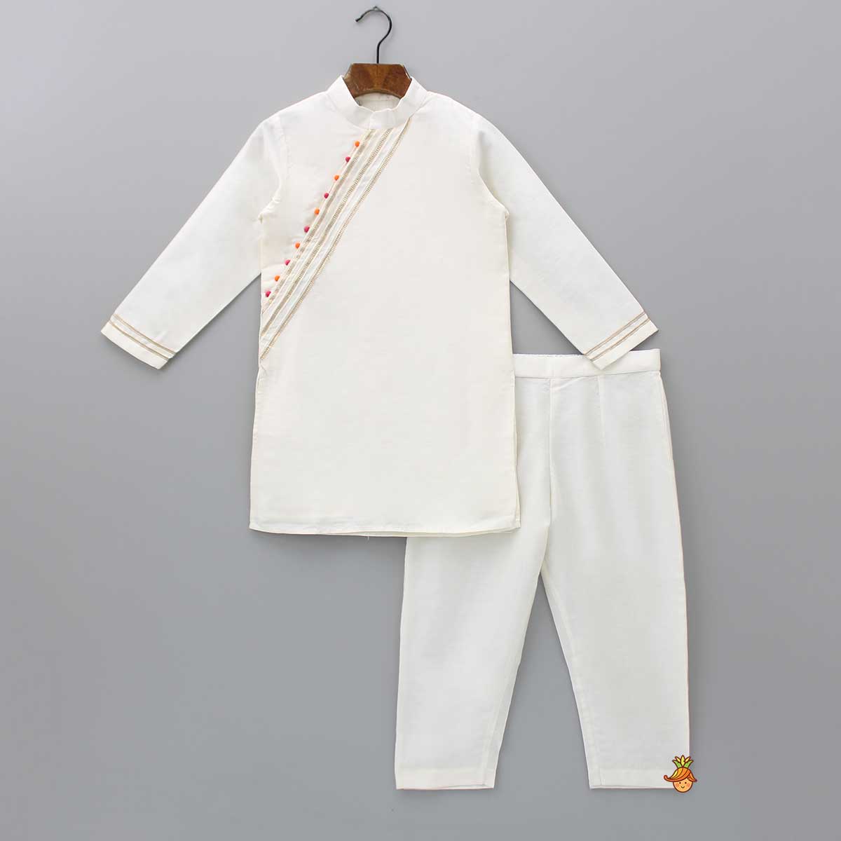 Pre Order: Slant Hook Placket Off-White Kurta And Pyjama