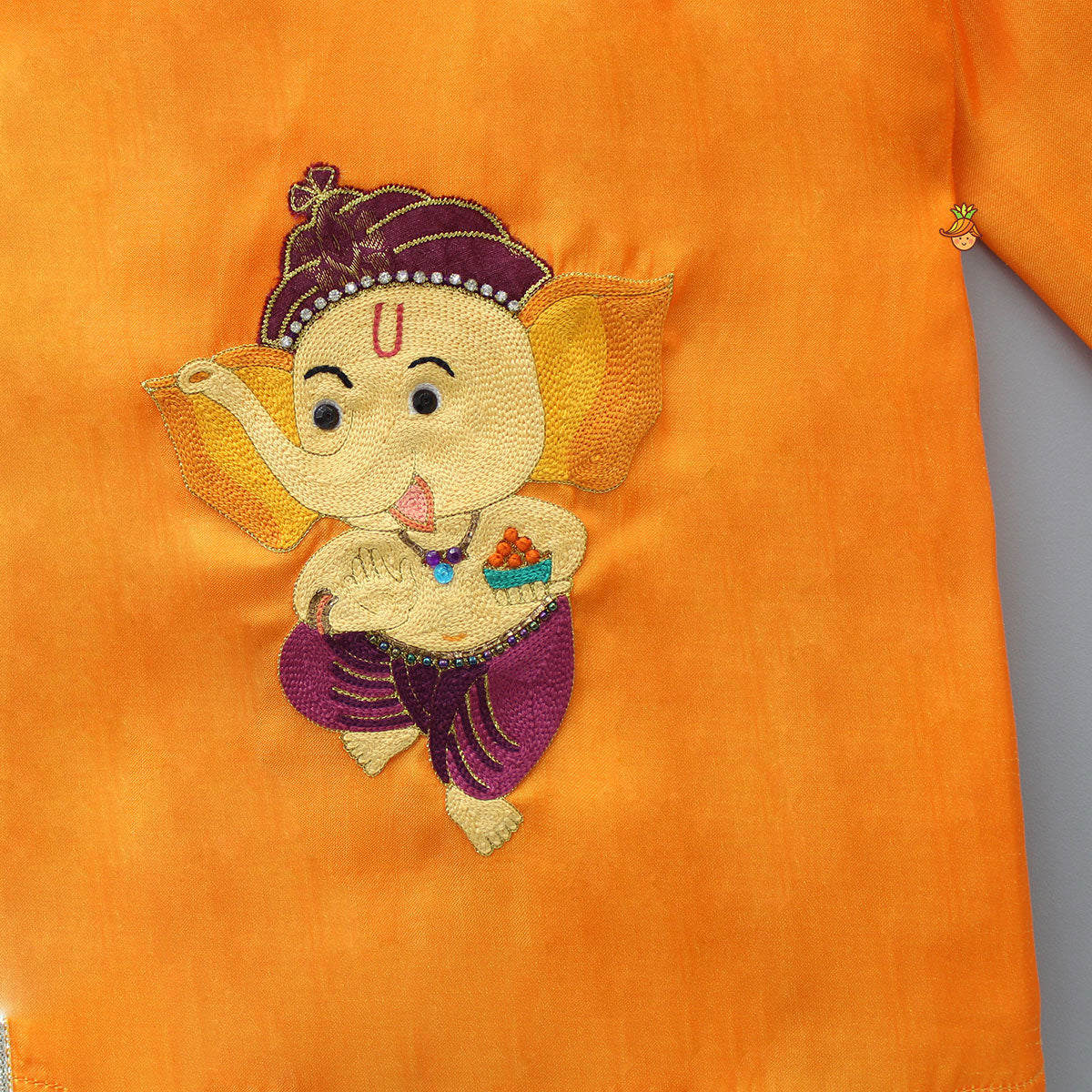 Pre Order: Ganesh Embroidered Kurta And Checks Dhoti