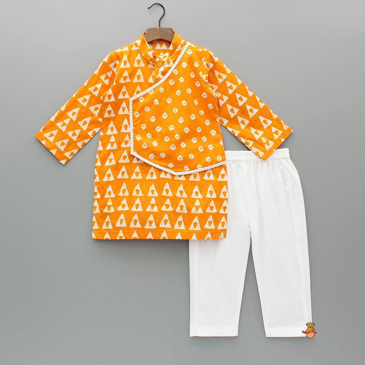 Pre Order: Orange Printed Kurta With One Side Flap And Pyjama