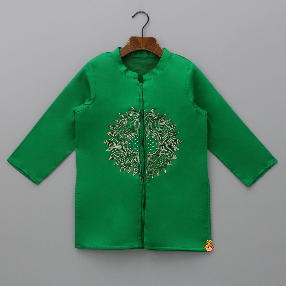 Pre Order: Green Embroidered Front Open Kurta With Pyjama