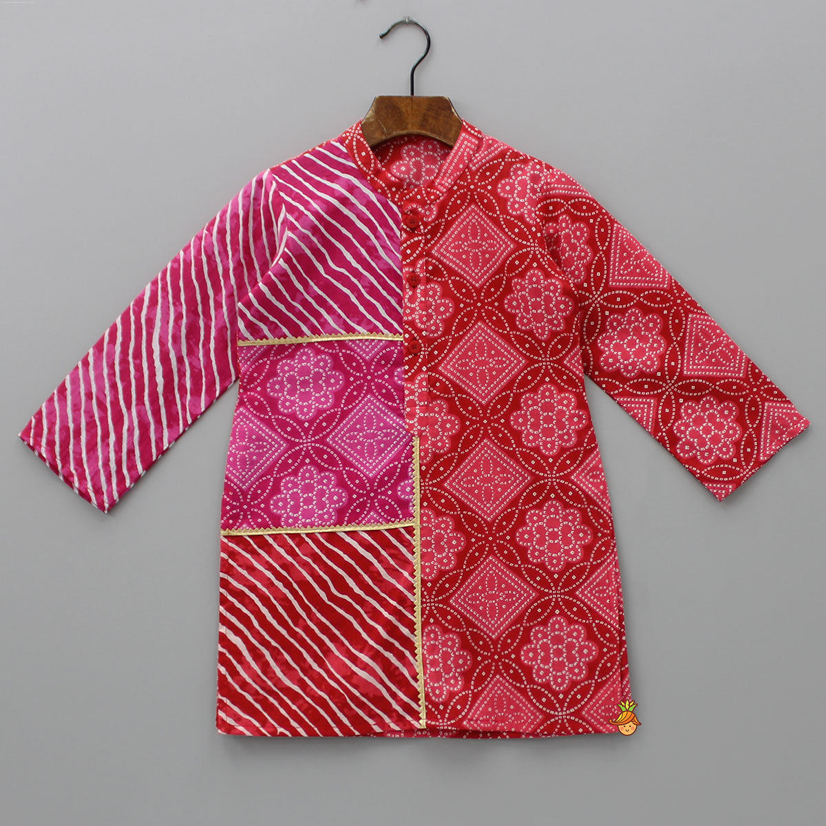 Pre Order: Bandhani And Leheriya Printed Kurta With Pyjama