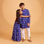 Printed Blue Kurta And Pyjama twinning model image 2