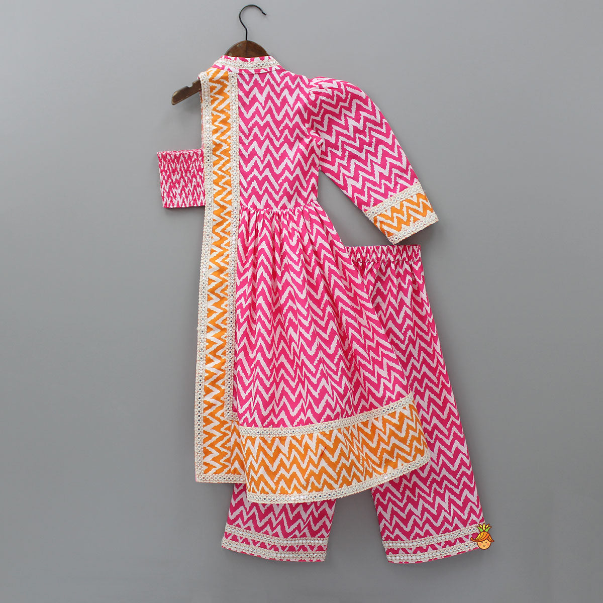 Pre Order: Chevron Printed Stylish Kurti And Palazzo With Matching Hairband