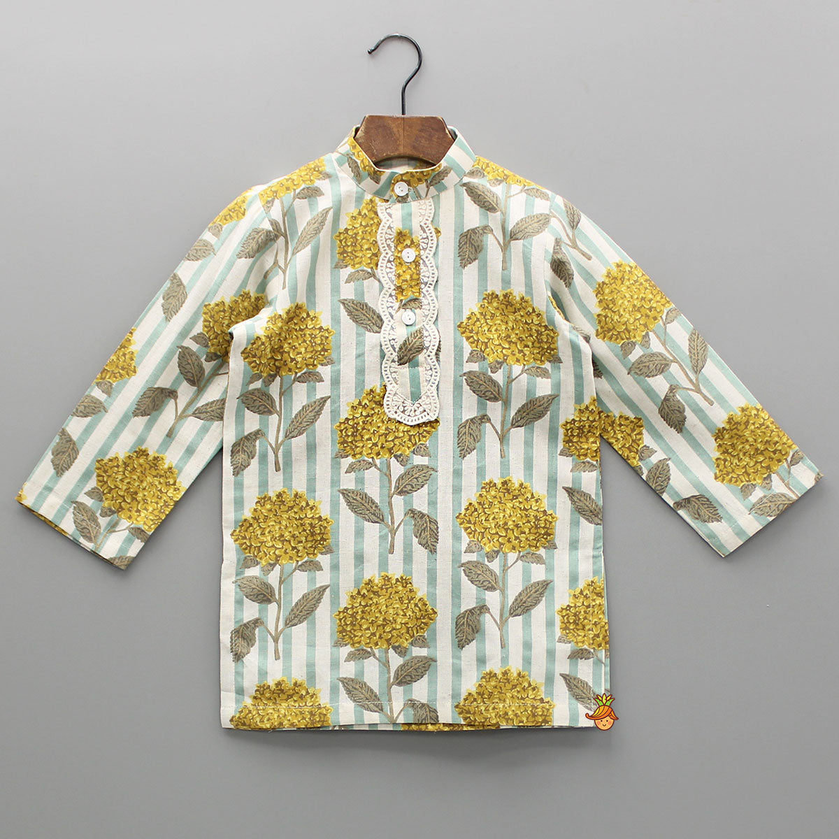 Pre Order: Floral Printed Kurta With Pyjama