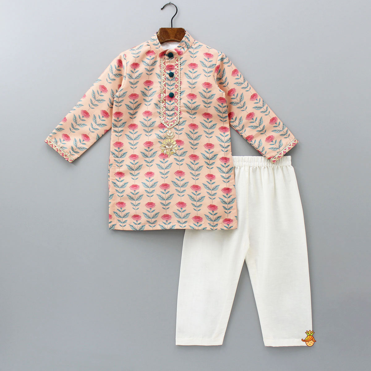 Pre Order: Peach Floral Printed Kurta With Pyjama