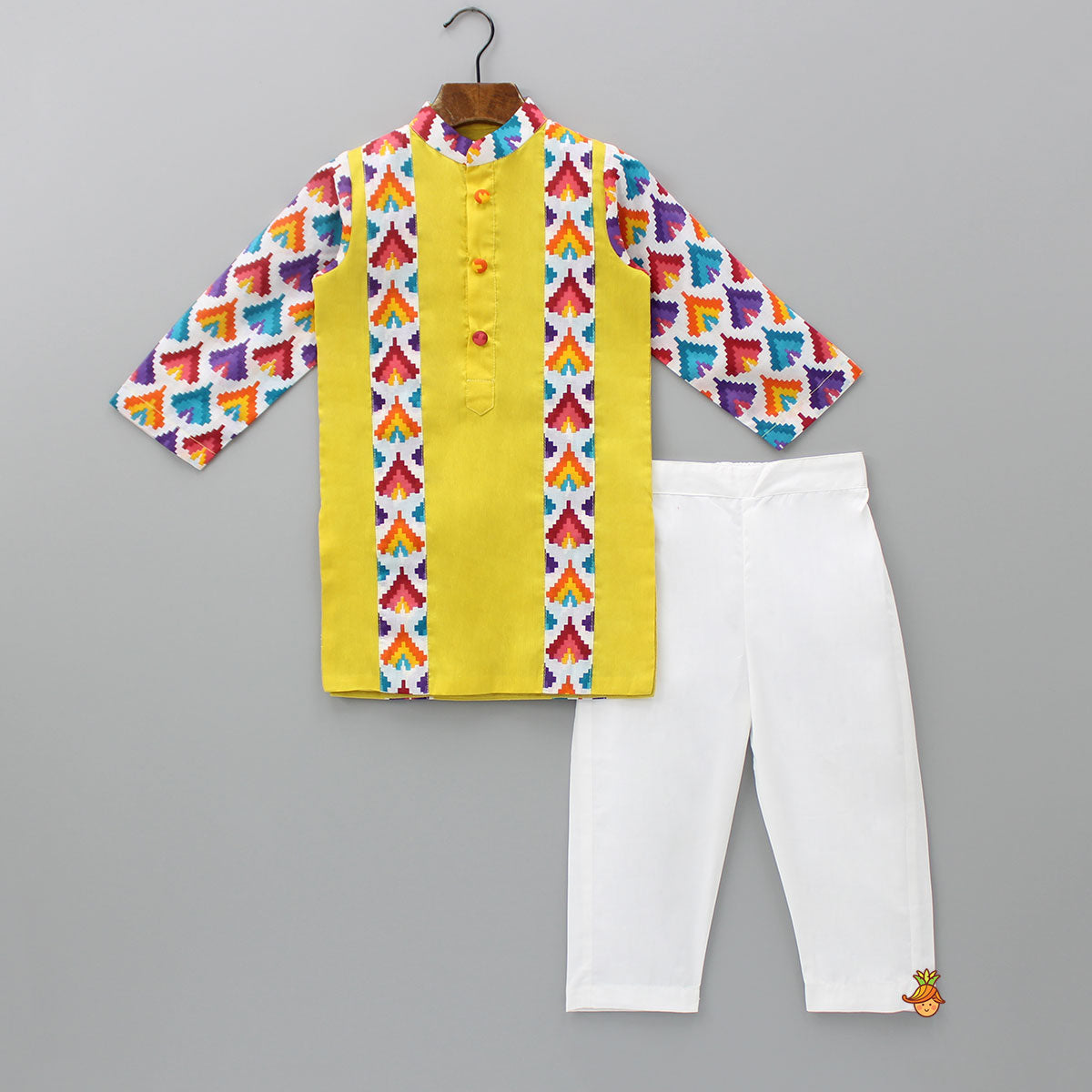 Pre Order: Multicolour Printed Kurta And Pyjama