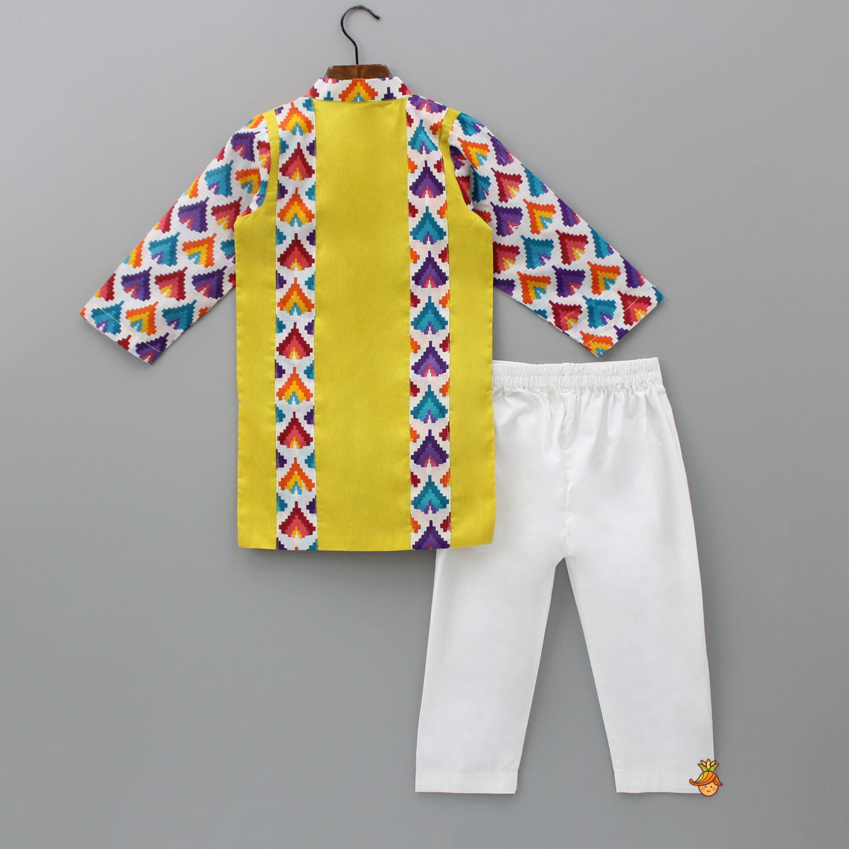 Pre Order: Multicolour Printed Kurta And Pyjama