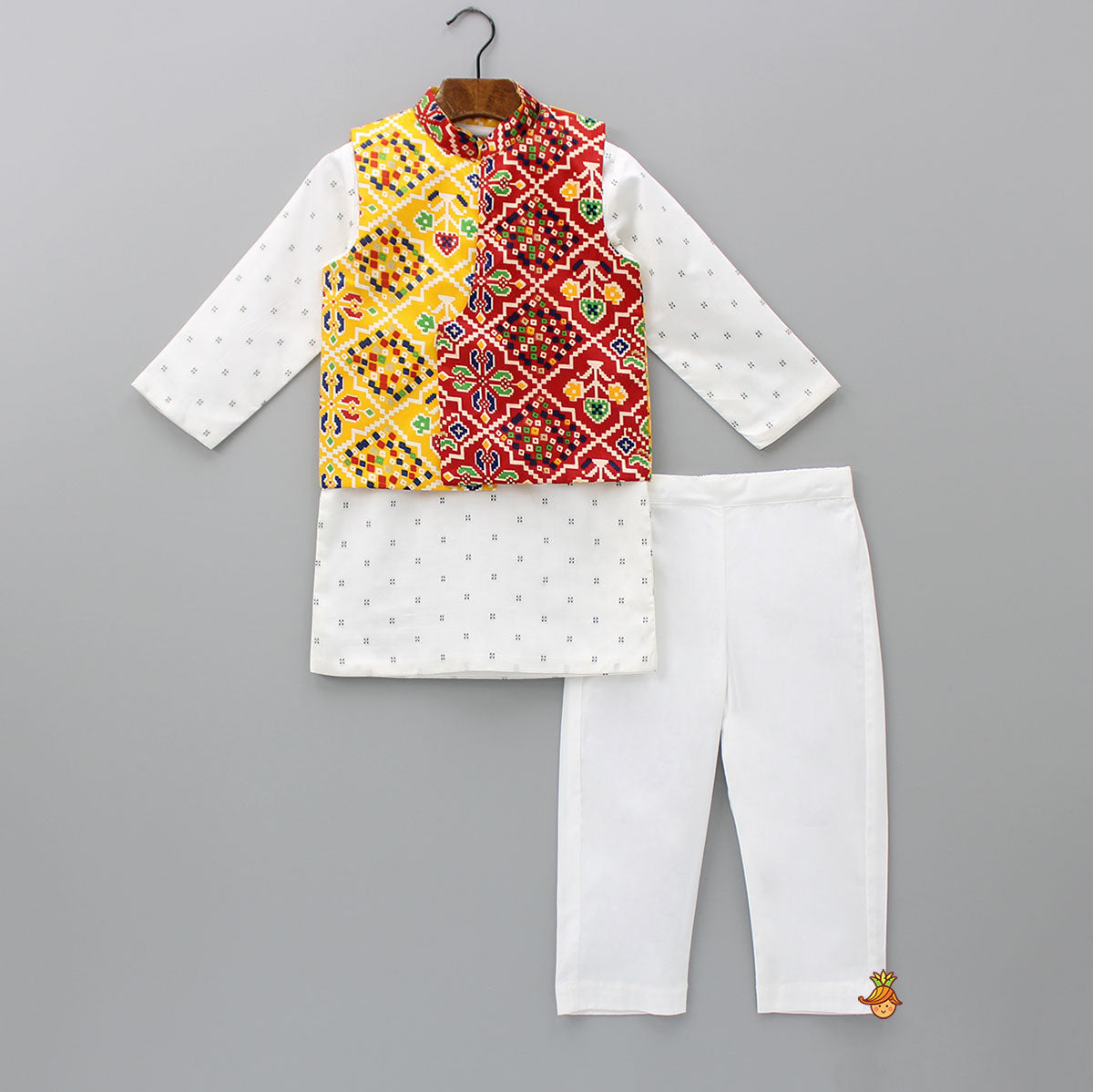 Kurta And Multicolour Bandhani Printed Jacket With Pyjama