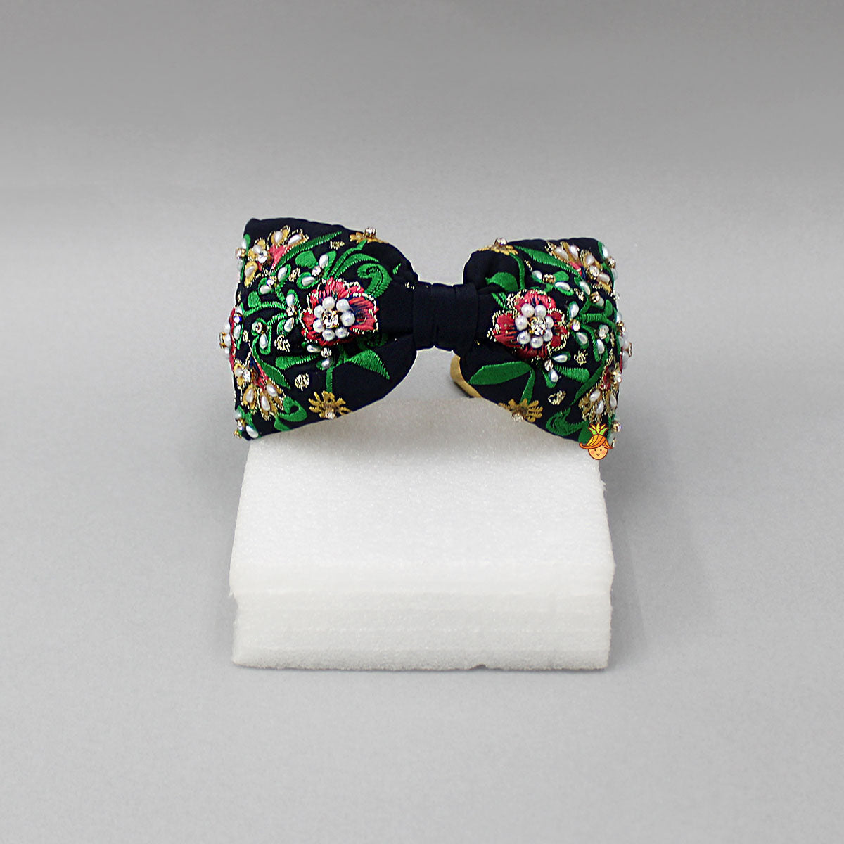 Floral Embroidered Black Hairband