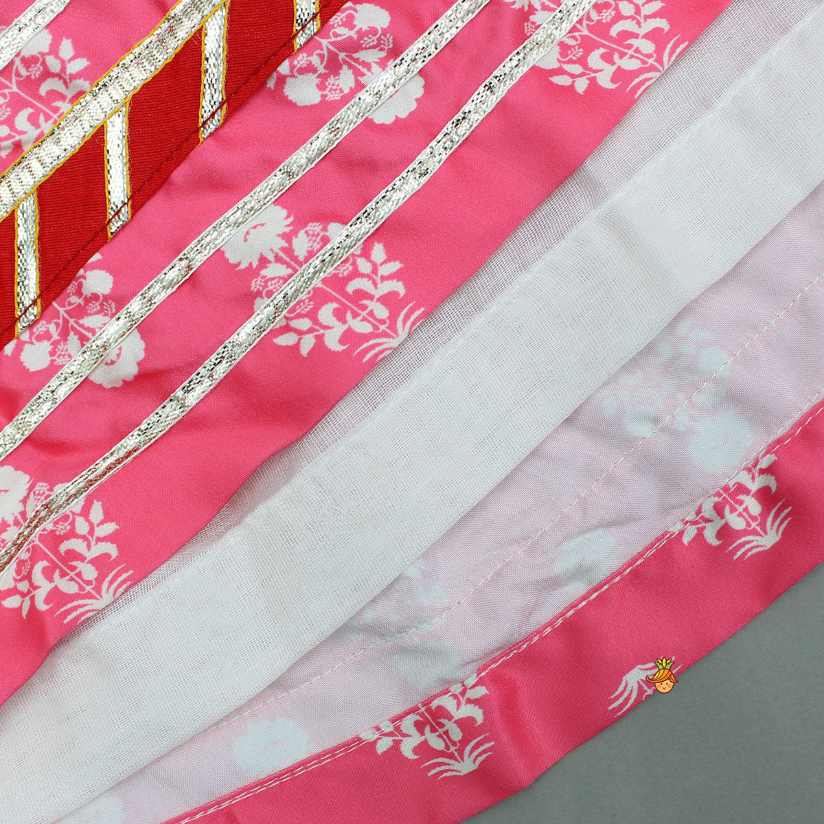 Pre Order: Floral Printed Kurti And Pant With Net Dupatta