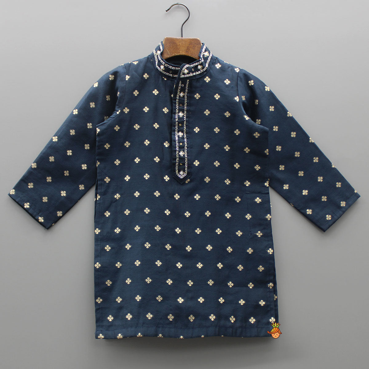 Pre Order: Chanderi Embroidered Blue Kurta And Pyjama