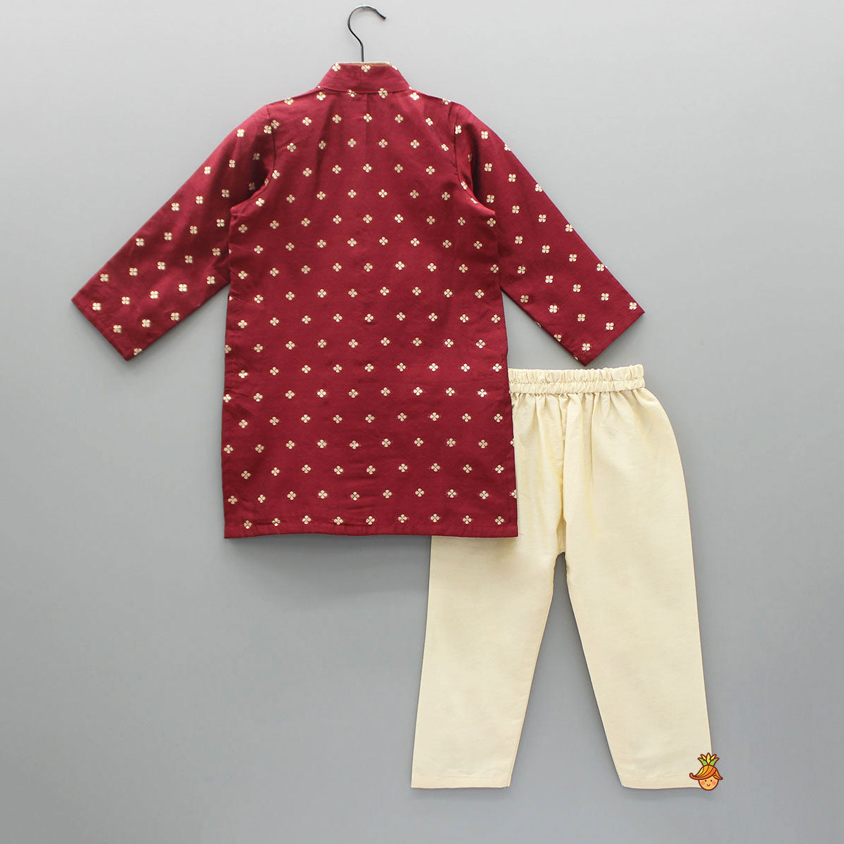 Pre Order: Chanderi Embroidered Maroon Kurta And Pyjama