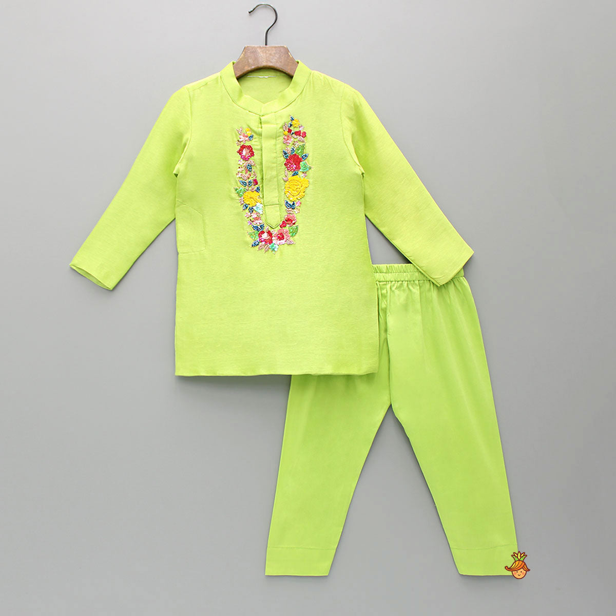 Pre Order: Floral Embroidered Green Kurta And Matching Pyjama