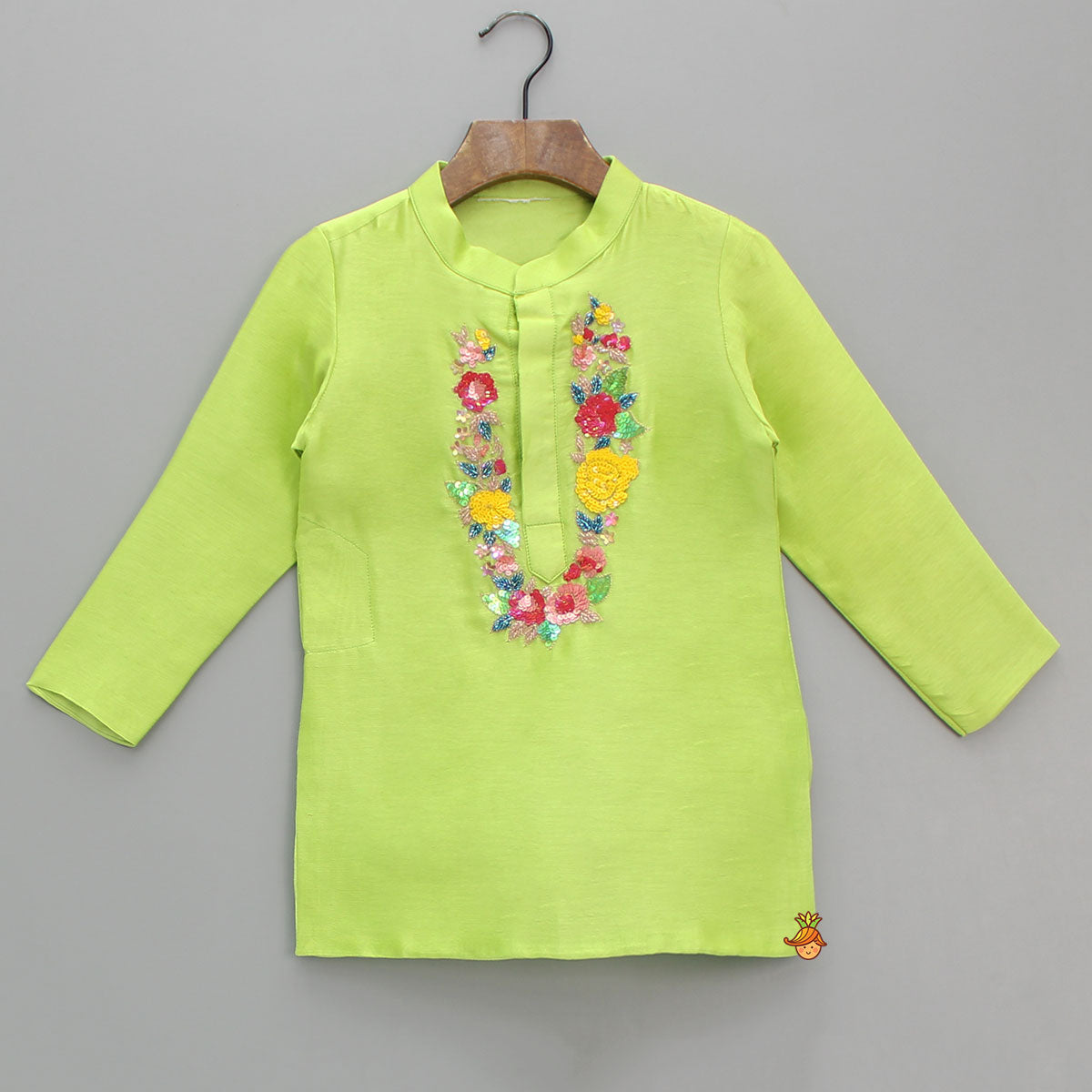 Pre Order: Floral Embroidered Green Kurta And Matching Pyjama