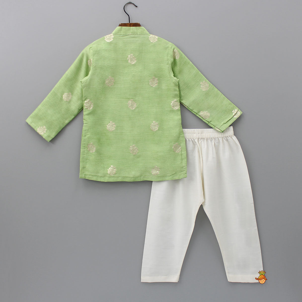 Brocade Green Kurta And Pyjama