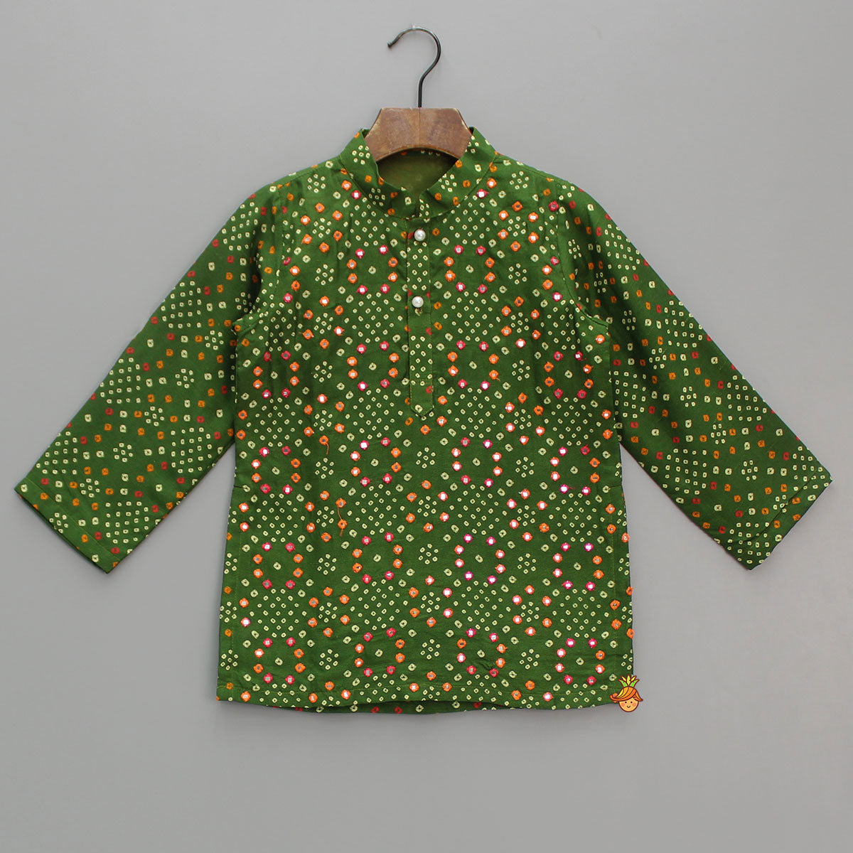 Pre Order: Bandhani Printed Green Kurta And Pyjama