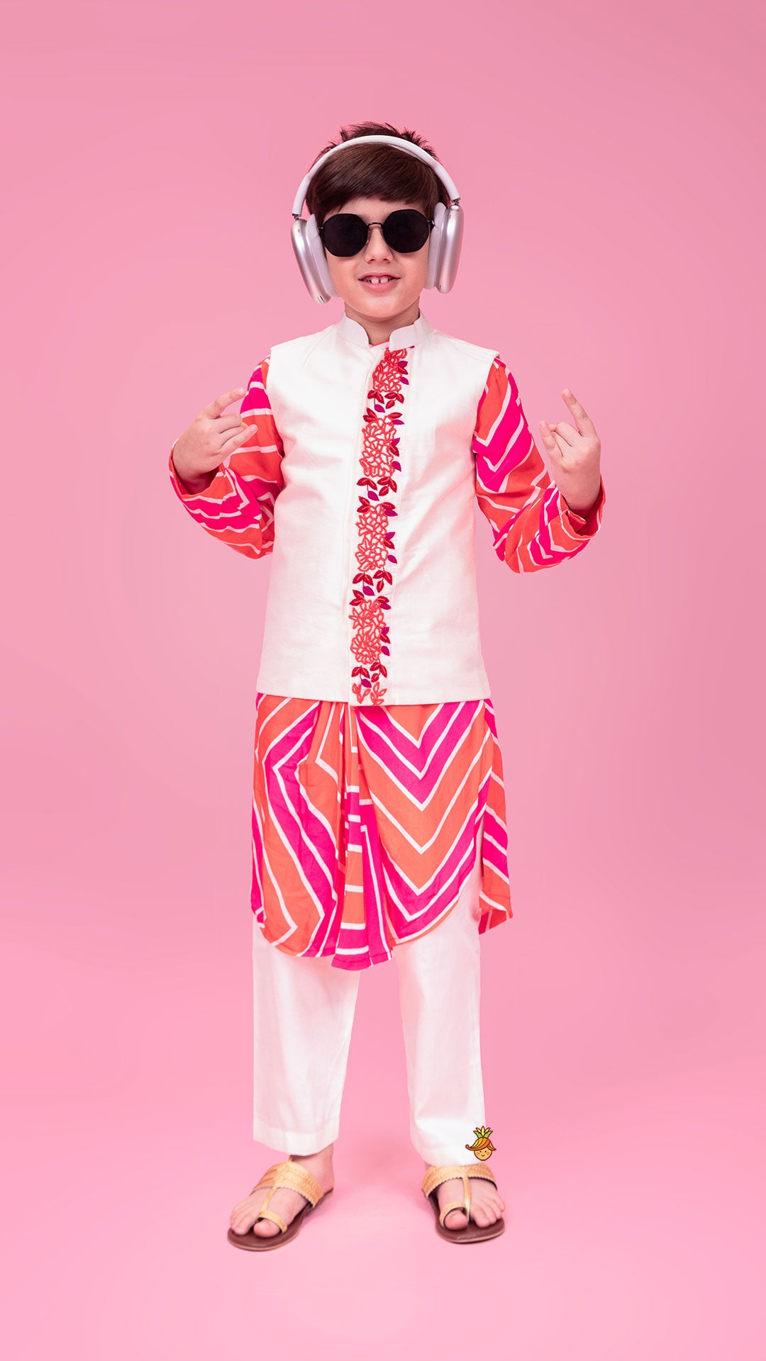 Pre Order: Leheriya Printed Stylish Kurta And Jacket With Pyjama