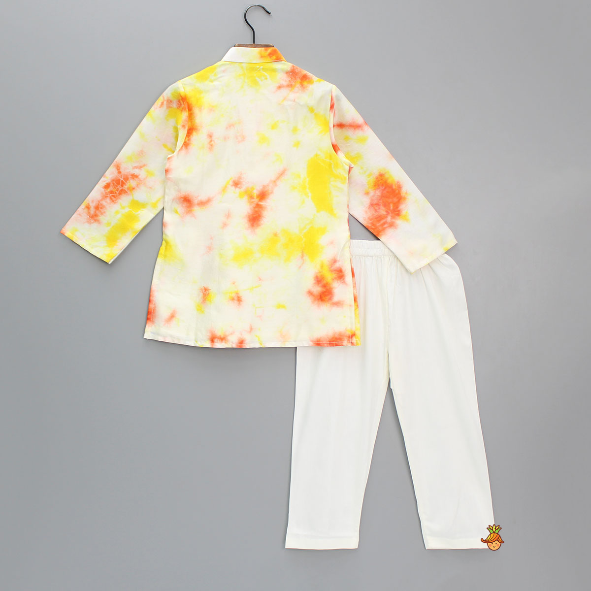 Pre Order: Multicoloured Tie Dye Kurta With Pyjama