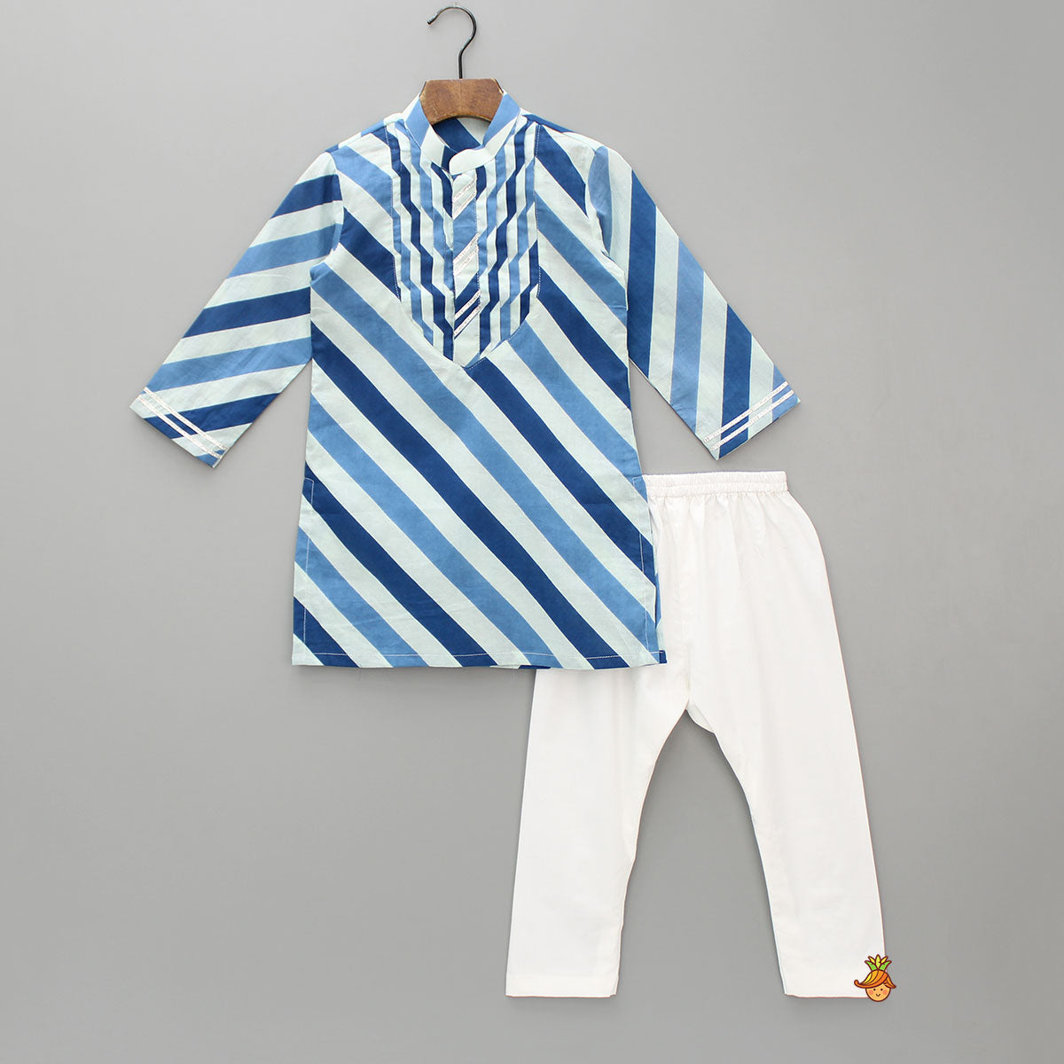 Pre Order: Striped Printed Blue Kurta And Pyjama