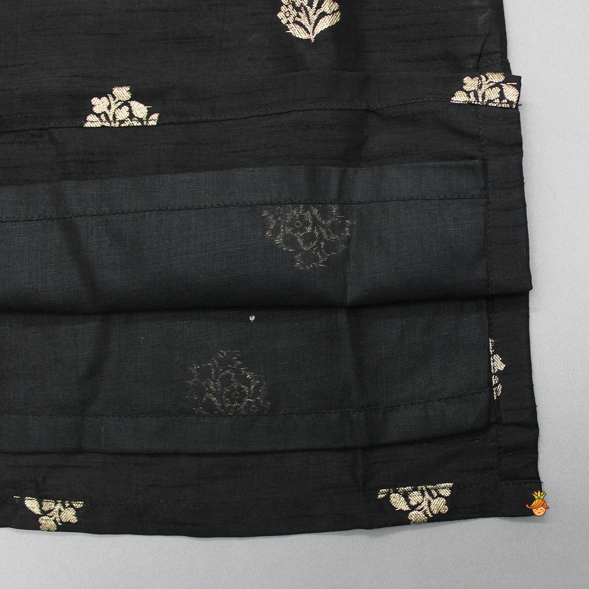 Pre Order: Black Embroidered Kurta With Pyjama